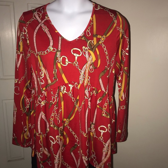 Beautiful red relaxed top - Picture 1 of 4